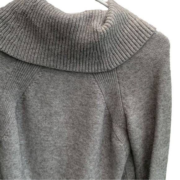 Anthropologie Moth Sweater XS Gray Cowl Neck Pullover - Picture 3 of 5